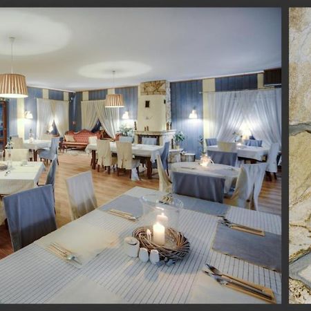 Restauracja Sidlo Bed & Breakfast Zukowo Exterior photo